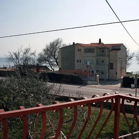Apartment By The Sea Duce, Omis - 4852 Duce