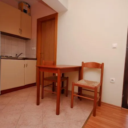 Apartmán By The Sea Duce, Omis - 4852 Duće