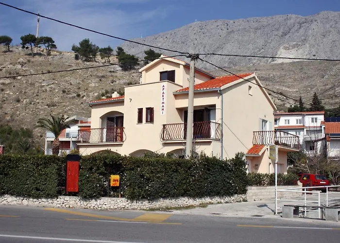 Apartment By The Sea Duce, Omis - 4852 Duće